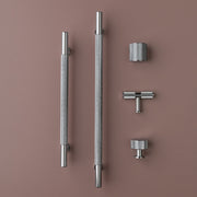 FENDER KNURLED Round Post Knob Kitchen/Bedroom Door Handle Chrome
